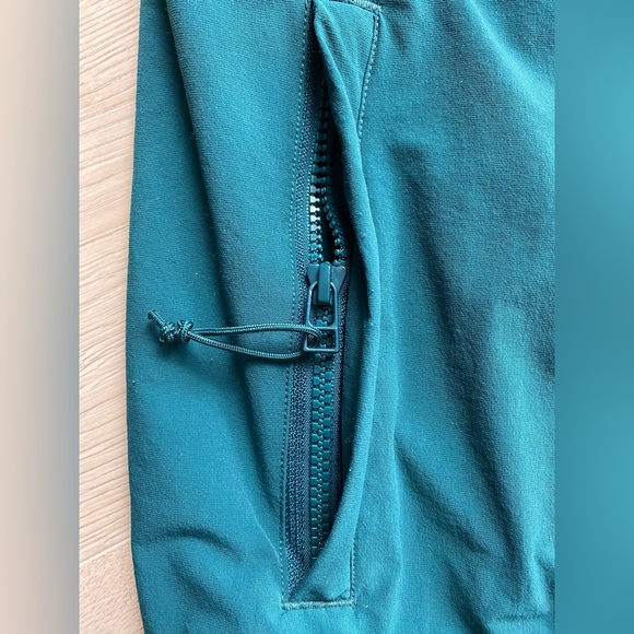 Adidas EQT Bold 2.0 Track Jacket Green - Picture 9 of 13